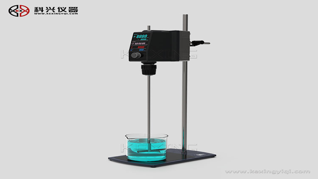 他來了，他來了，他帶著頂置式電動(dòng)攪拌器走來