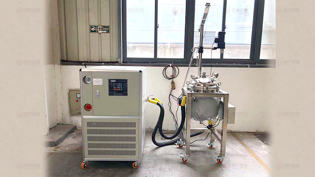 上?？婆d儀器與聚威工程塑料 （上海）有限公司